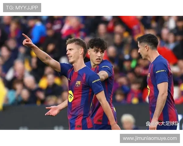 [国际足球]奥尔莫绝妙突破后推射梅开二度.